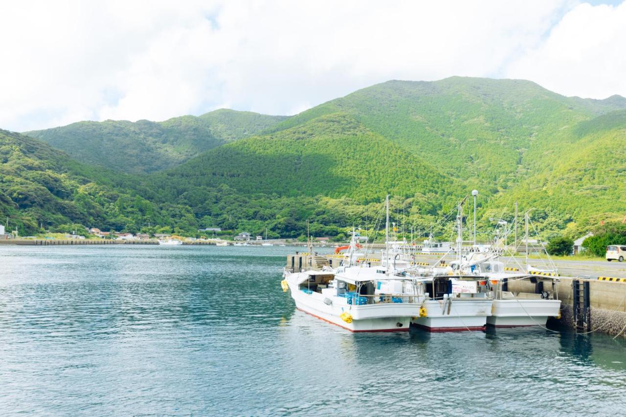 Villa Miyako 源泉かけ流し客室温泉ヴィラ みやこ別邸 Goto Exterior foto